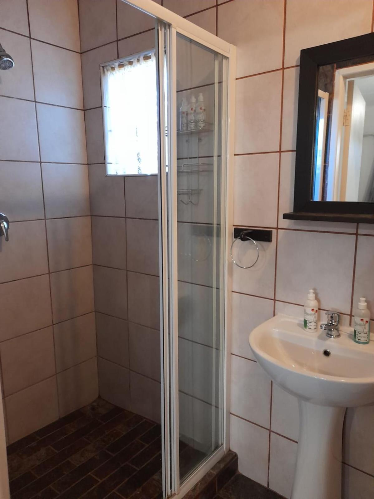 Ukarimu Guest House Klerksdorp Chambre photo