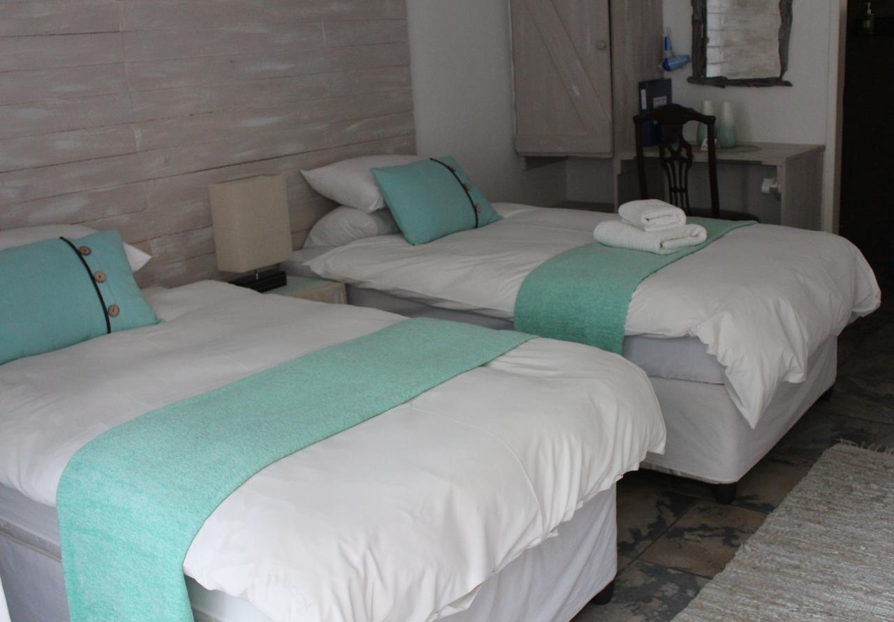 Ukarimu Guest House Klerksdorp Extérieur photo